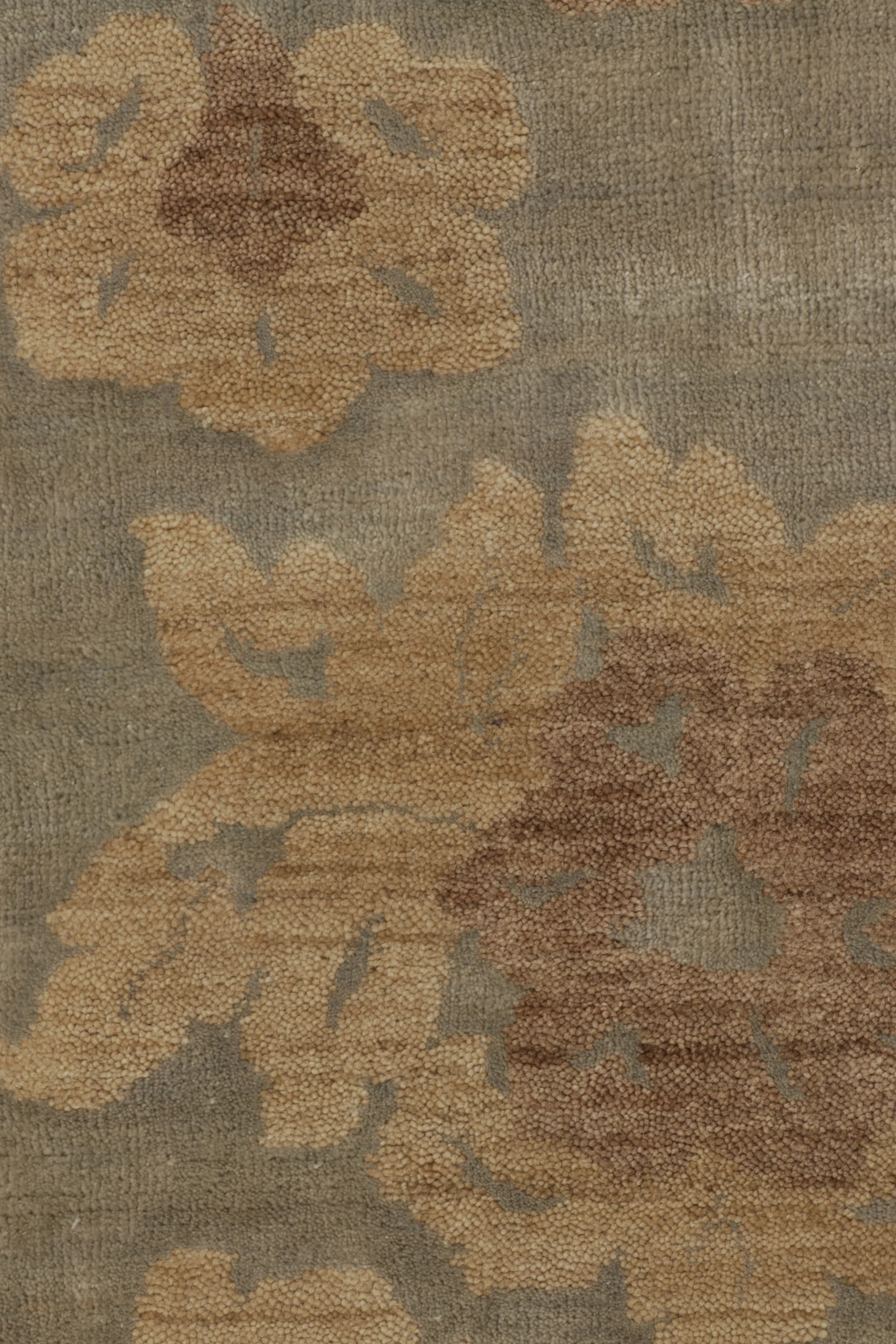 Modern Mogul Floral Rug