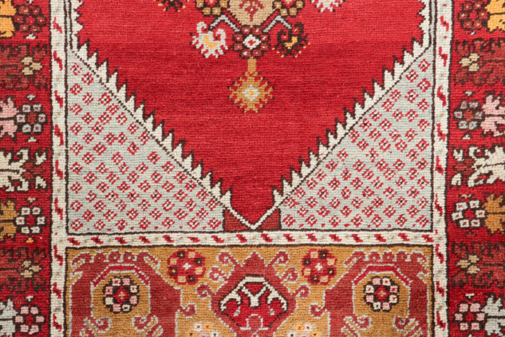 Vintage Kirsehir Geometric Rug