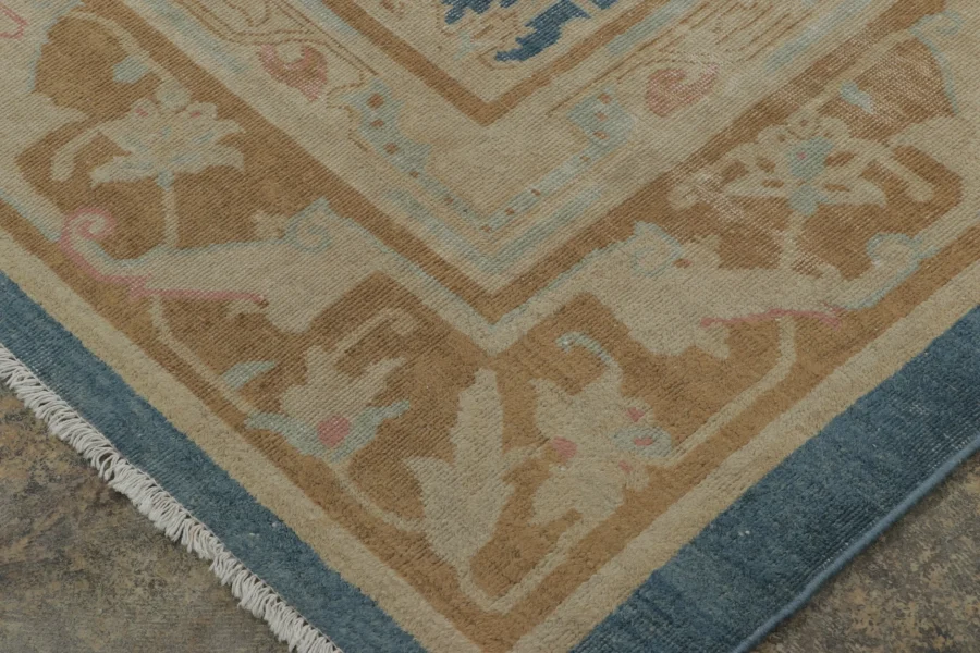 Antique Mahal Geometric Rug