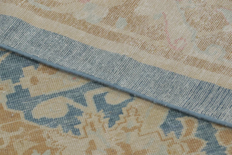 Antique Mahal Geometric Rug