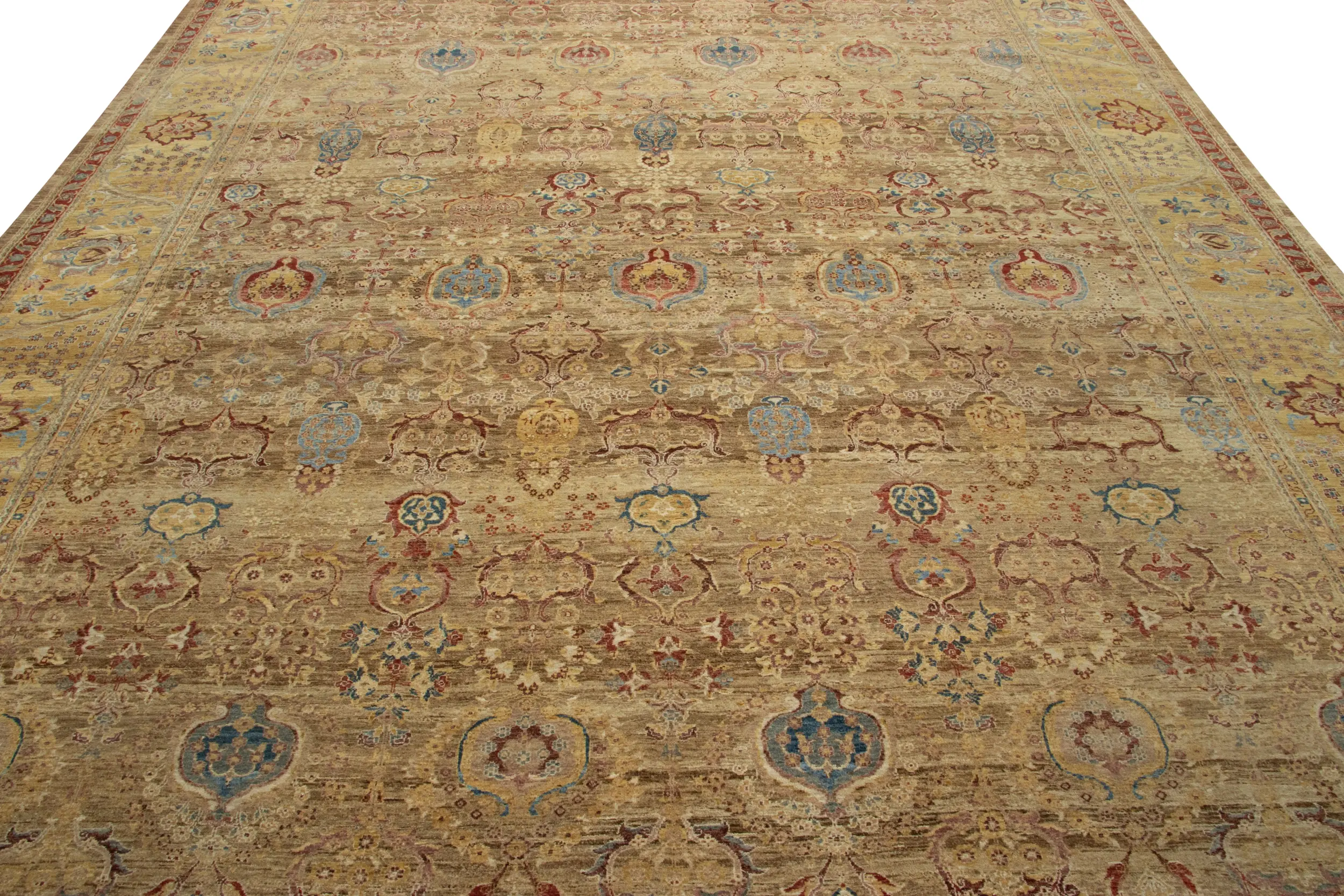 Agra Style Floral Rug