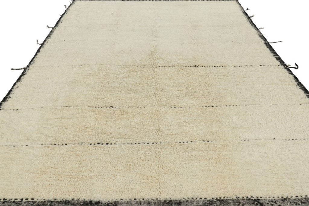 Modern Moroccan Rug