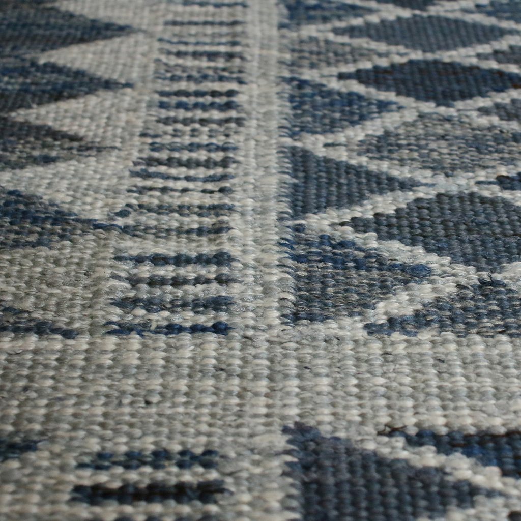 23485 SHB 058 03 3
