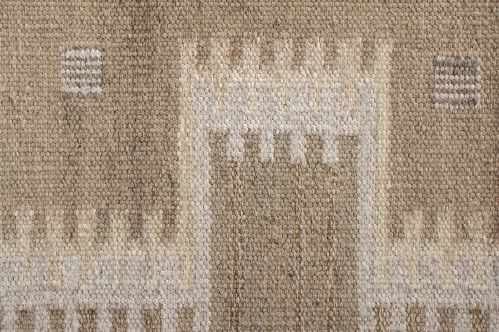 20600 3