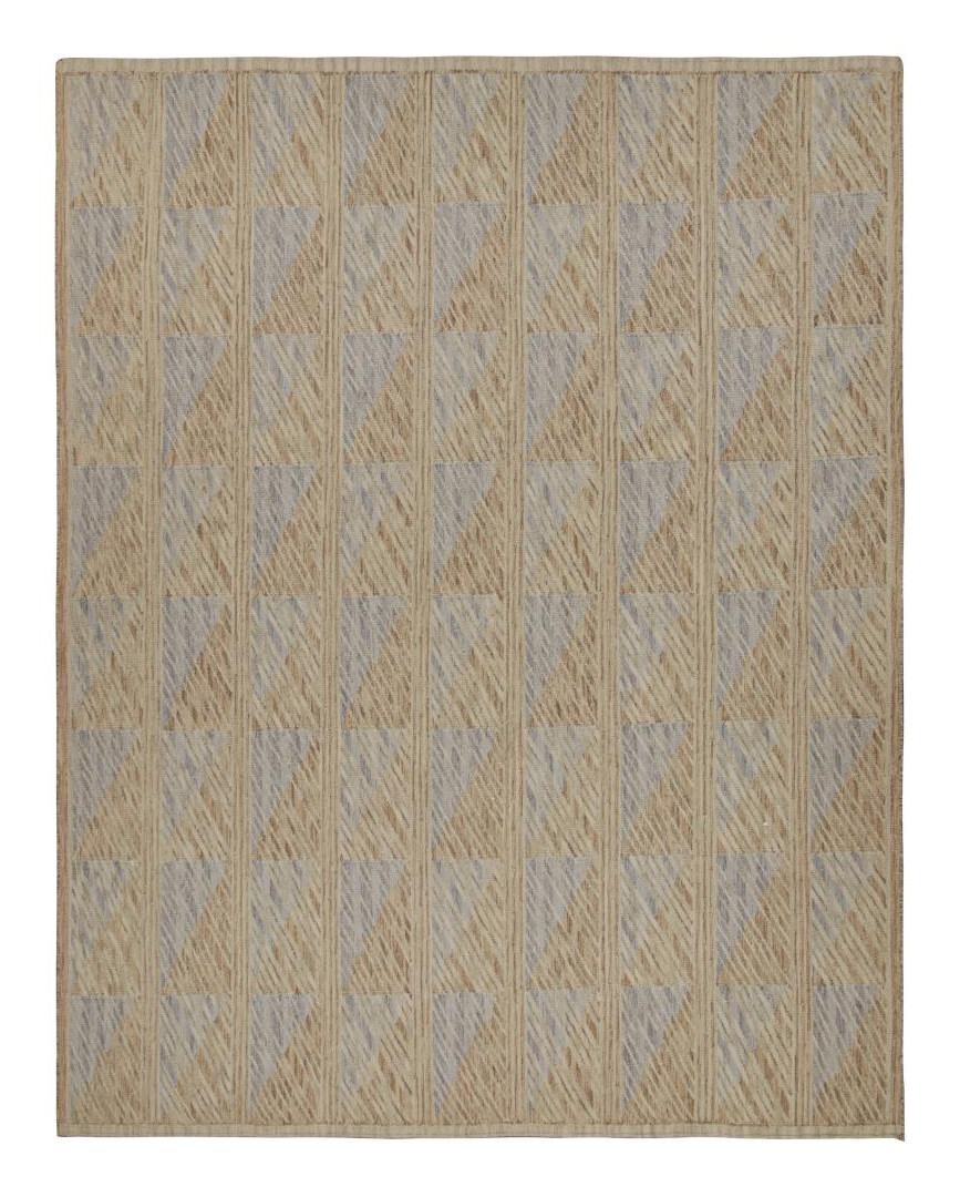 Oversized Scandinavian Rug with Geometric Patterns