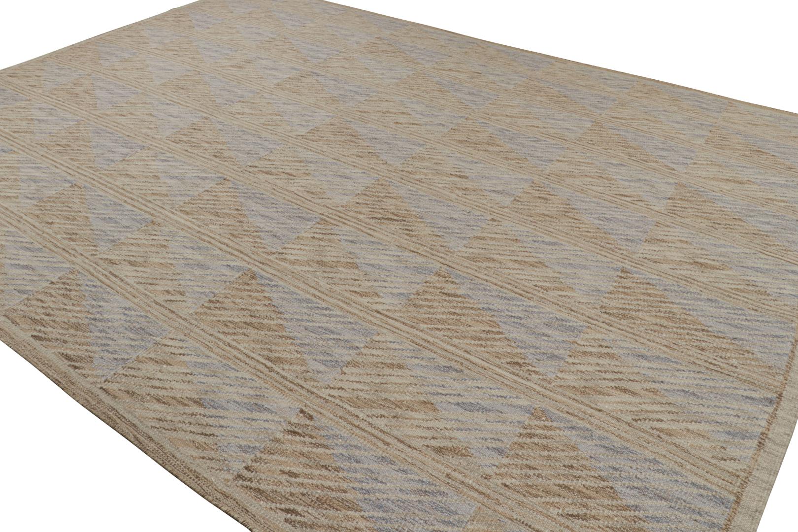 Oversized Scandinavian Rug with Geometric Patterns