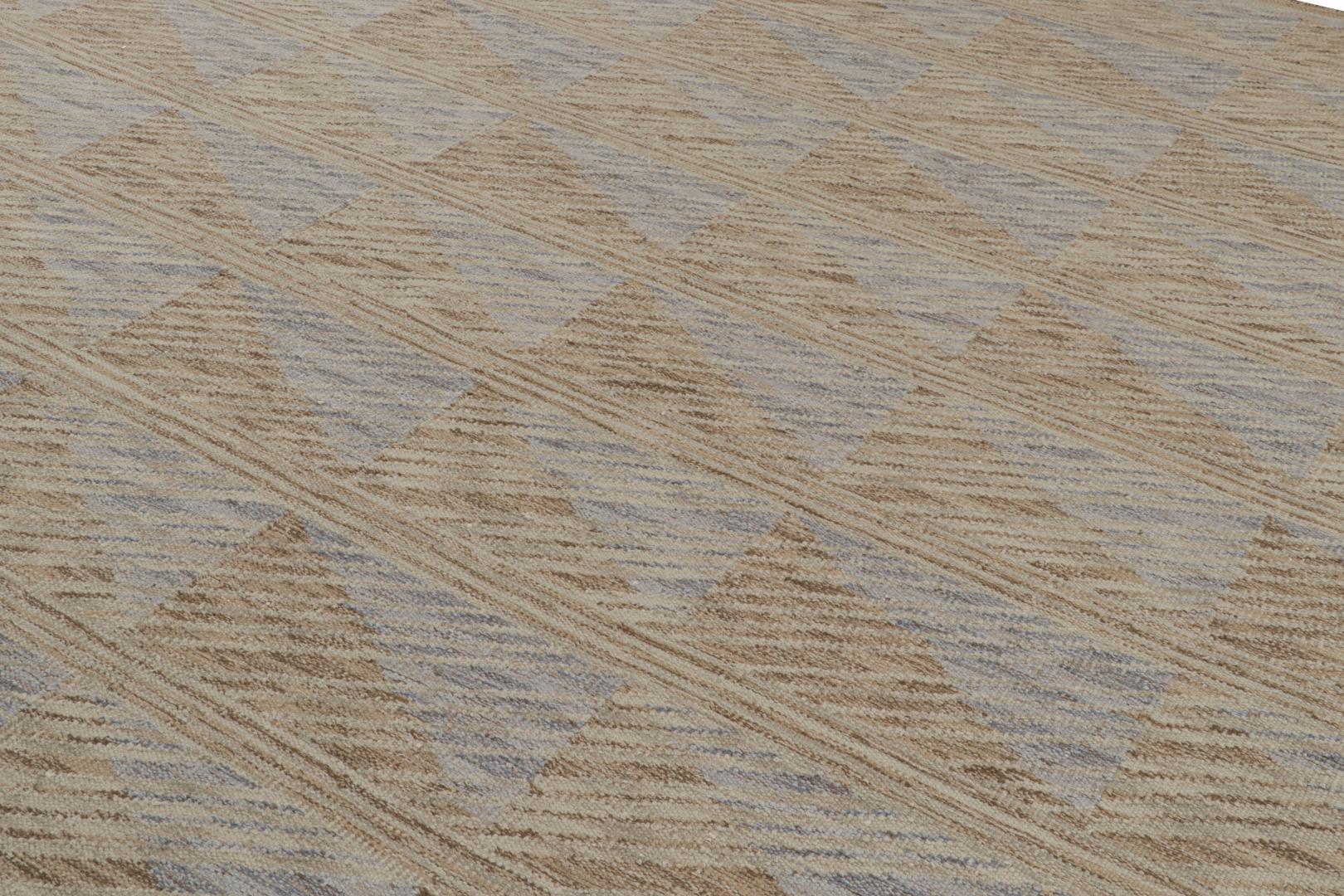 Oversized Scandinavian Rug with Geometric Patterns