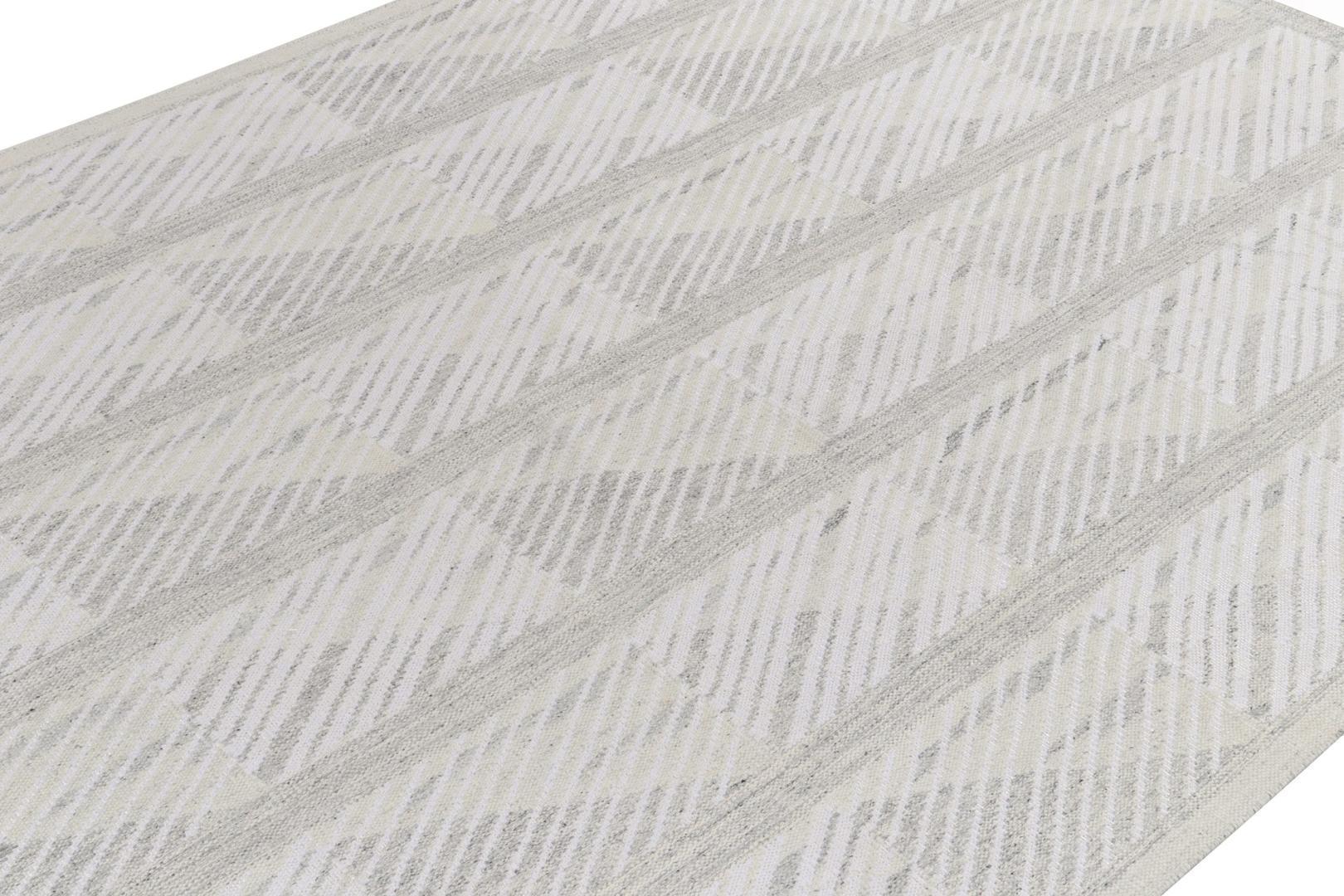 24794 810x120 4