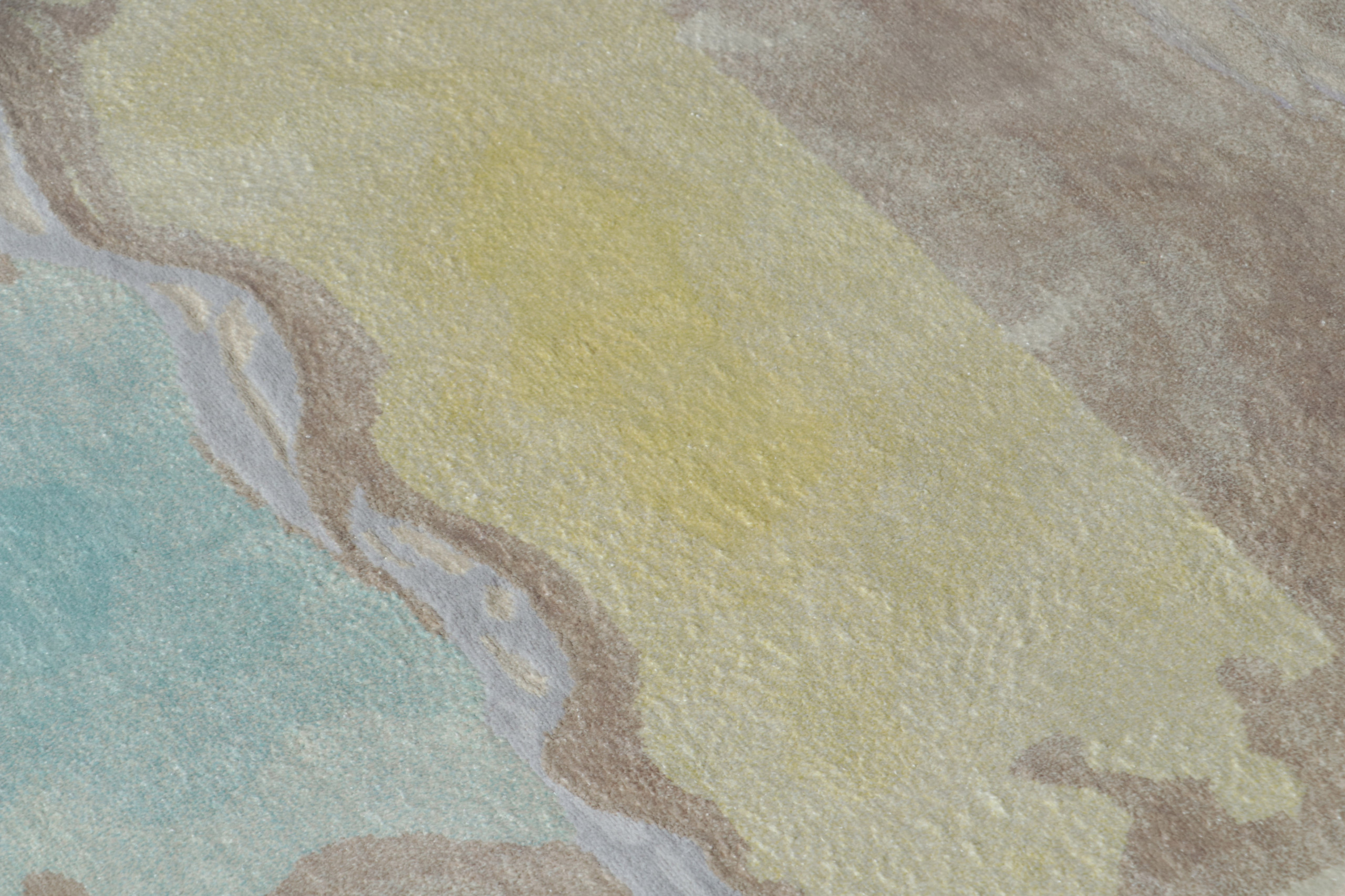 Modern Abstract Rug
