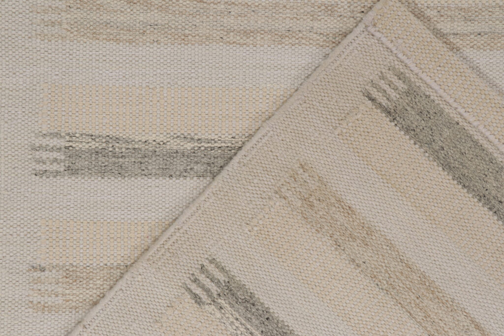 25423 911x1310 7