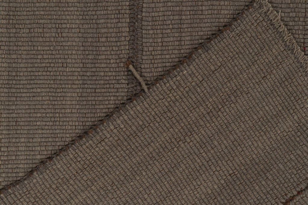 25856 90x127 7