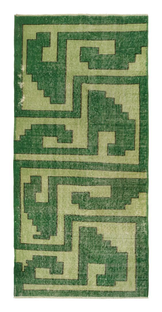 Aztec Zeki Müren Runner