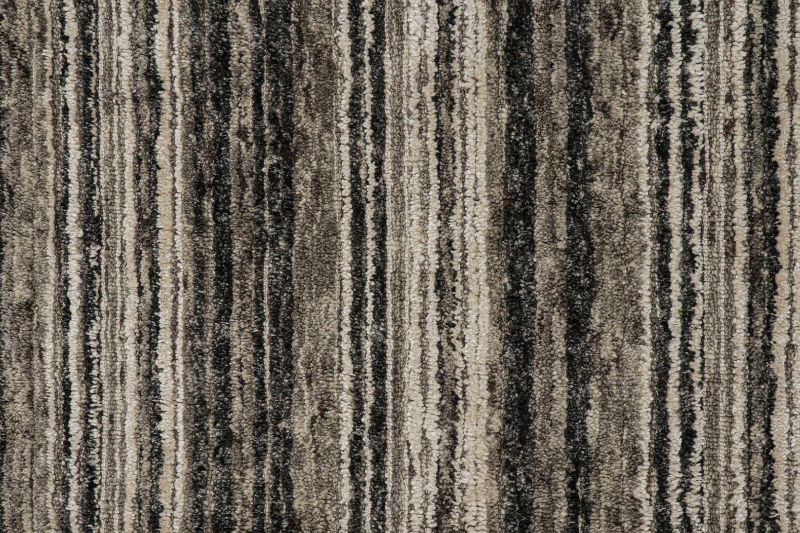 26789 140x210 3 1