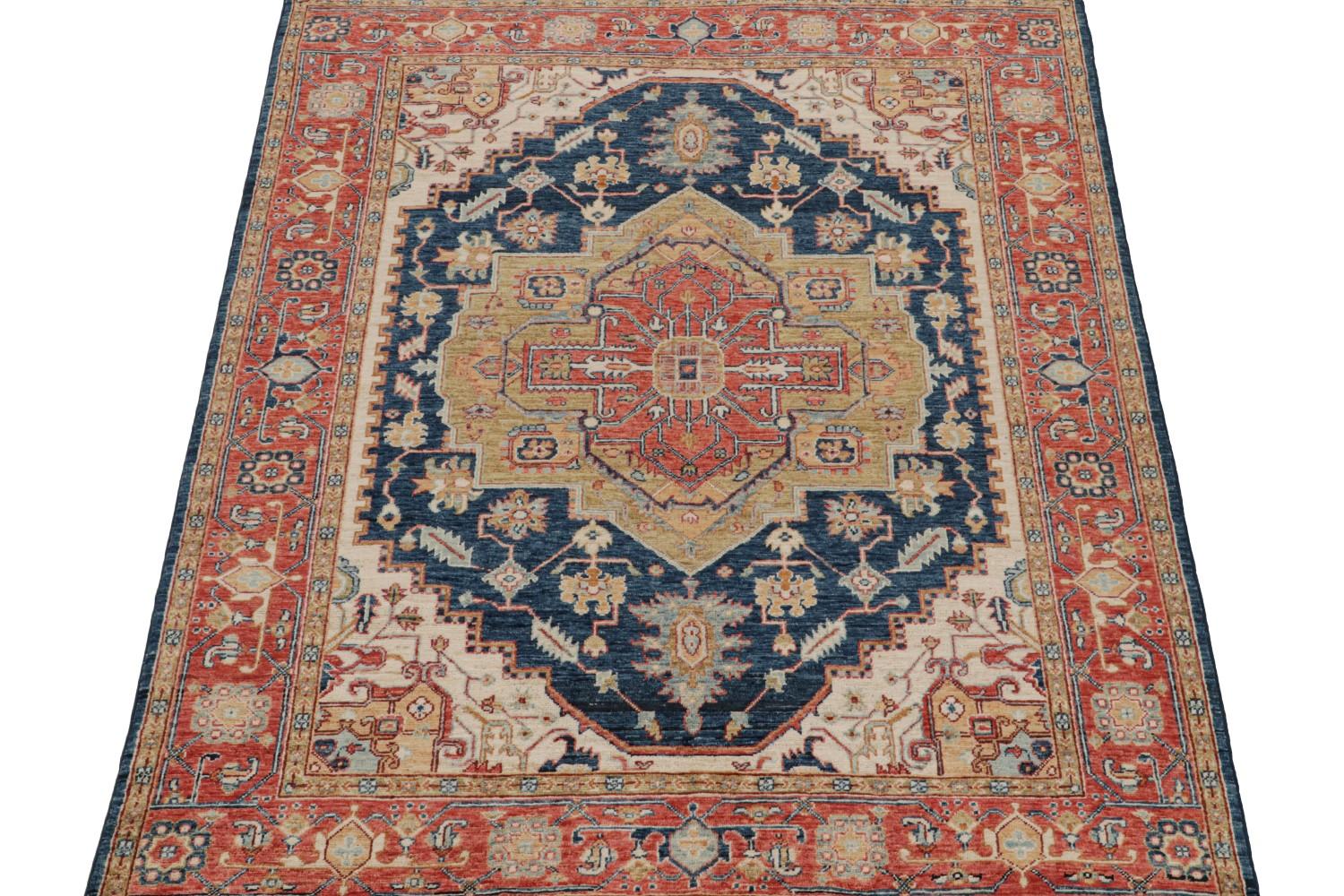 Serapi Rug with Medallion Pattern
