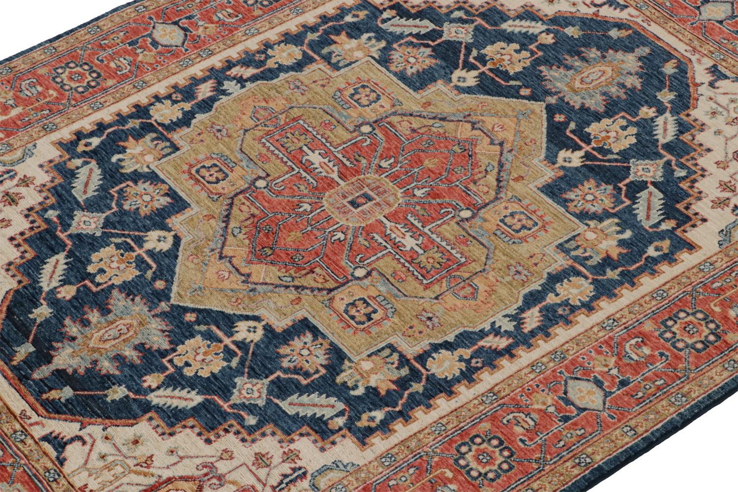 Serapi Rug with Medallion Pattern