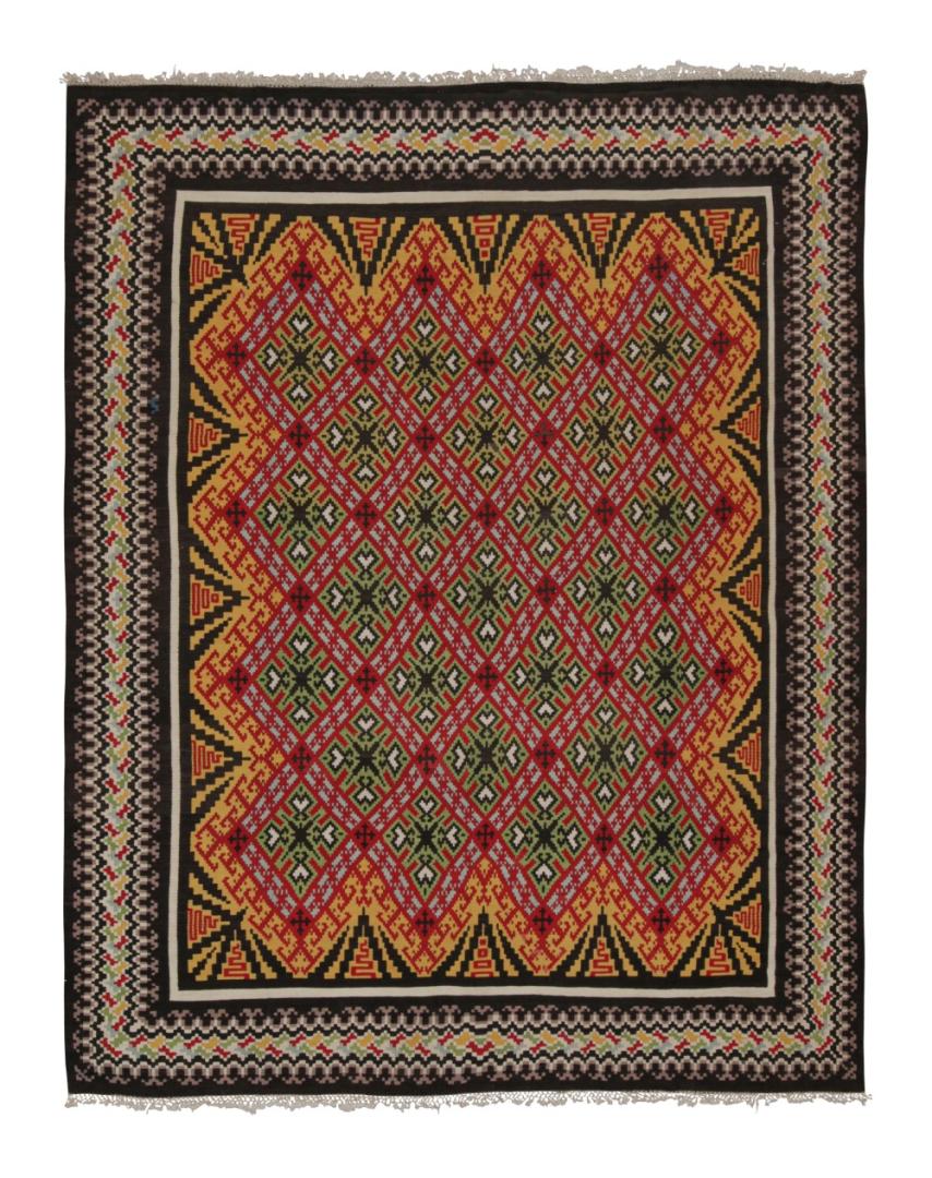 Vintage Balkan Kilim with Geometric Patterns