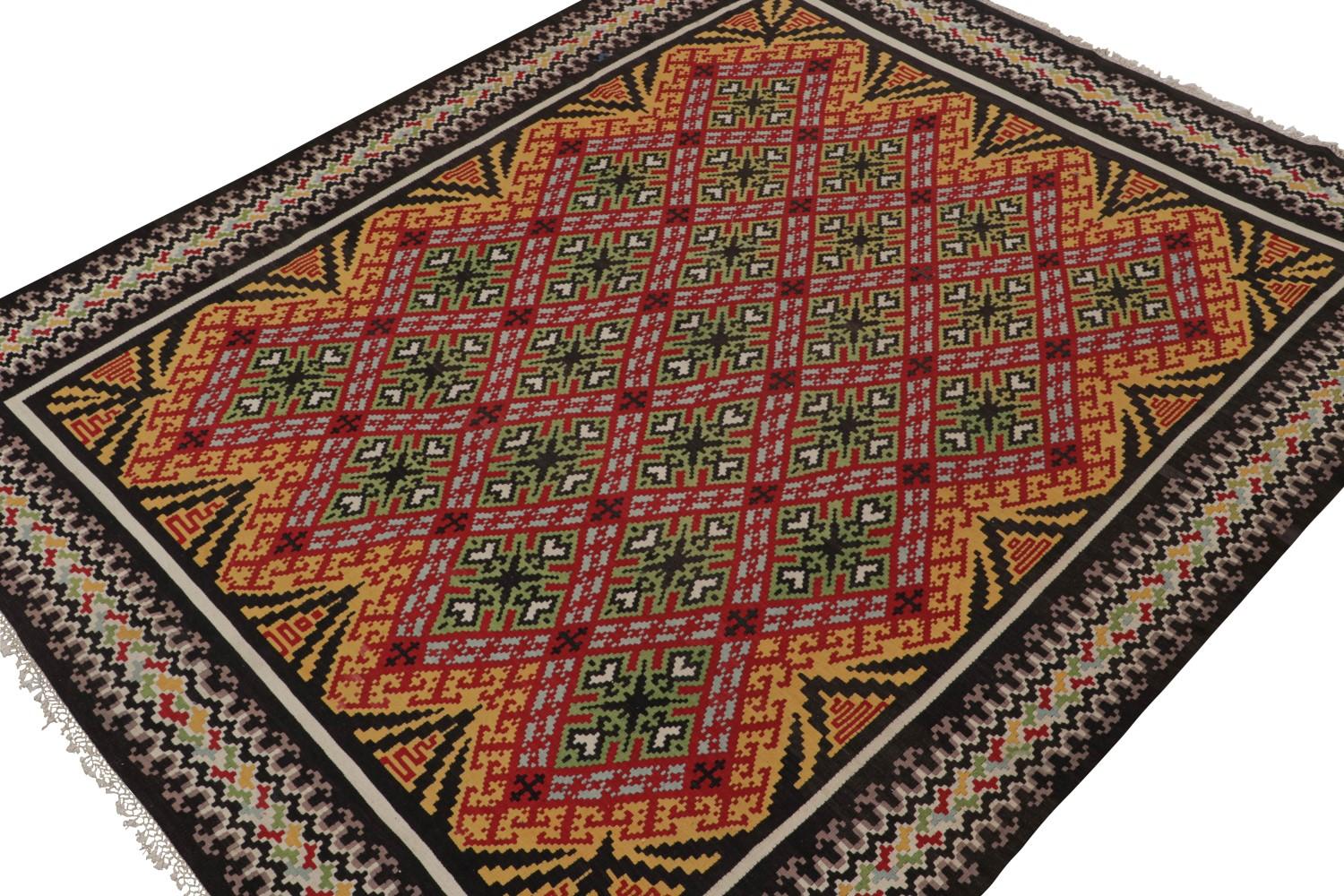 Vintage Balkan Kilim with Geometric Patterns