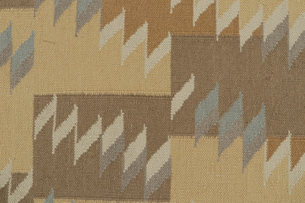 Beige-Brown Custom Scandinavian Kilim Design