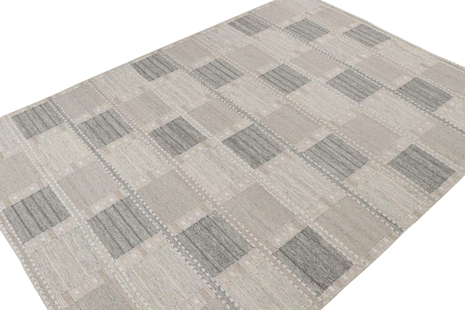 Scandinavian Kilim Rug in Gray Geometric Patterns