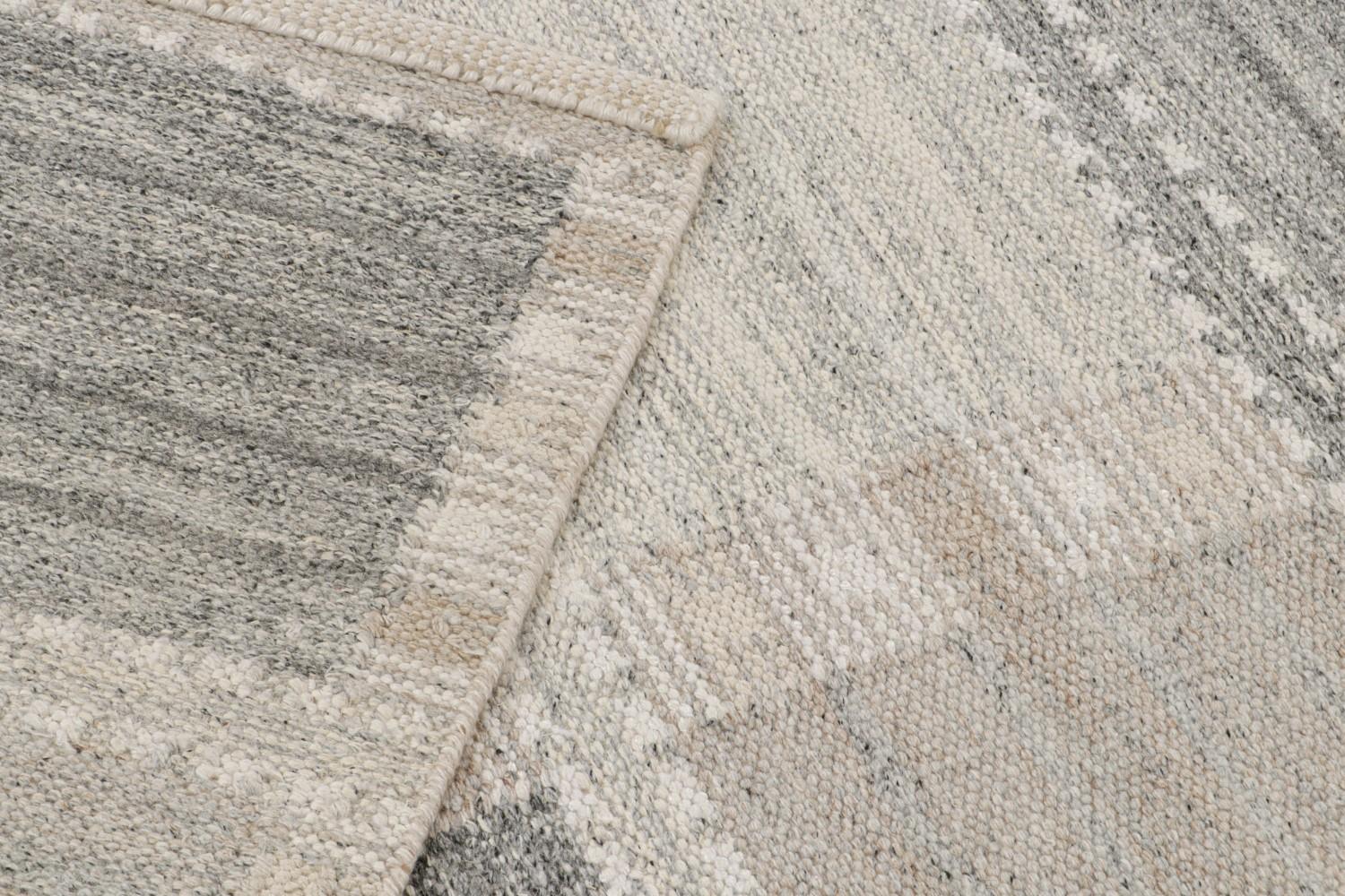 Scandinavian Kilim Rug in Gray Geometric Patterns