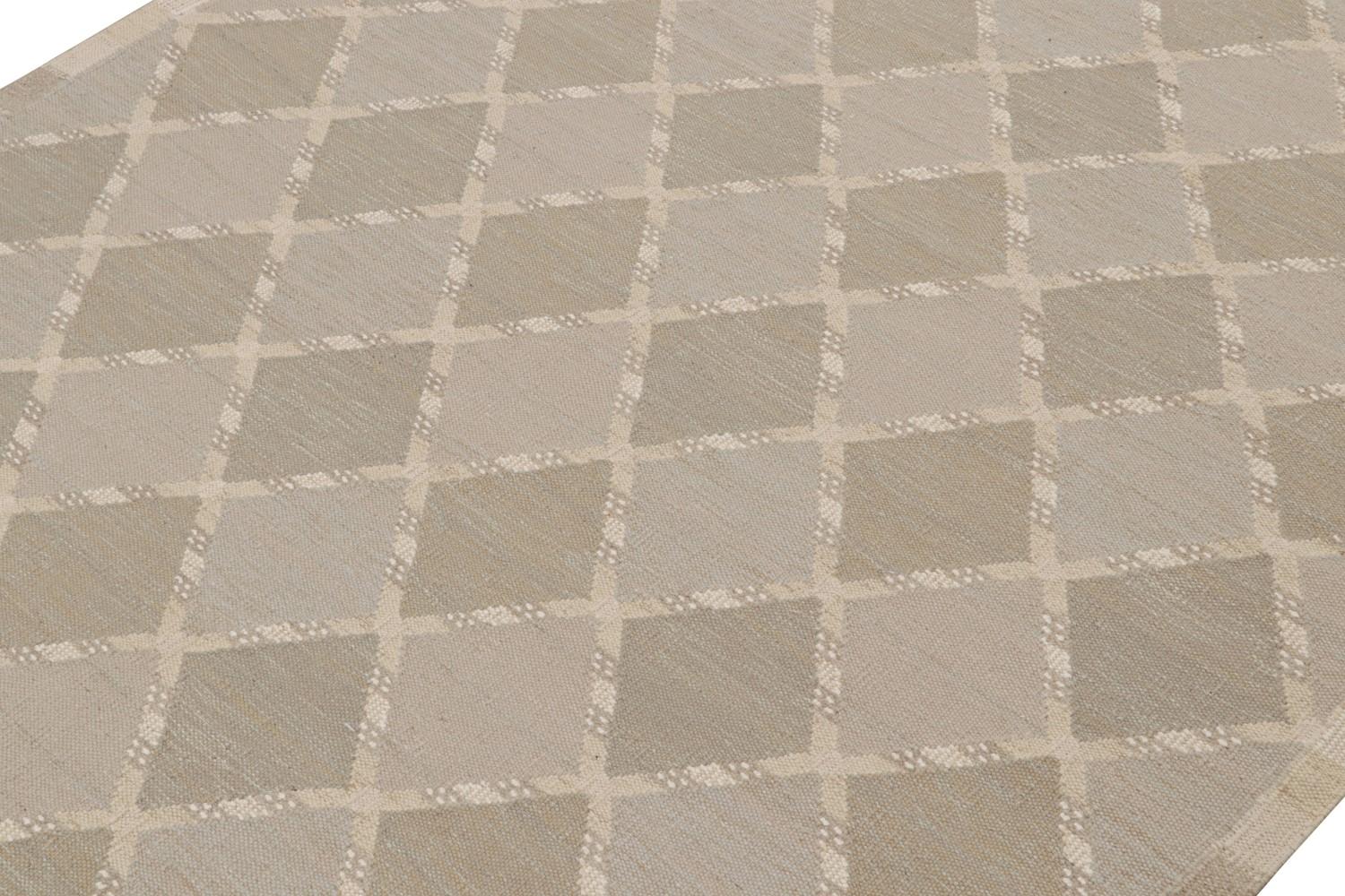 Scandinavian Rug with Beige Diamond Patterns