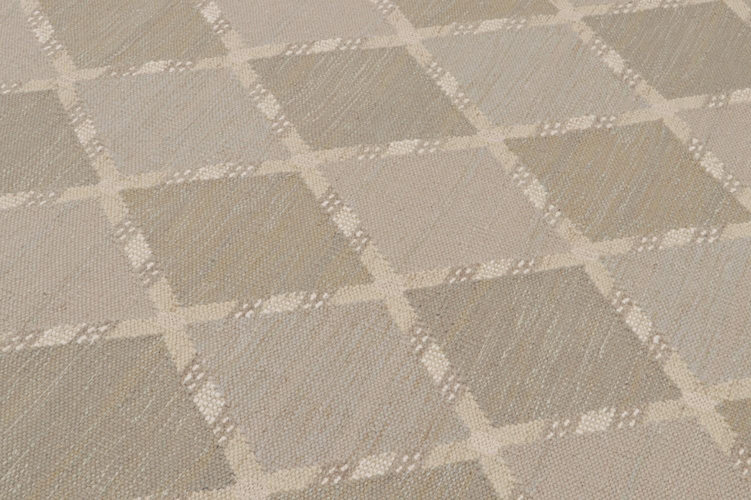 Scandinavian Rug with Beige Diamond Patterns