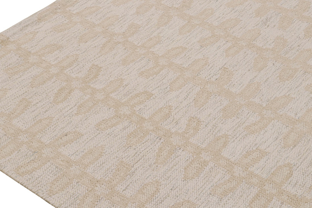 Scandinavian Kilim with Beige Floral Patterns