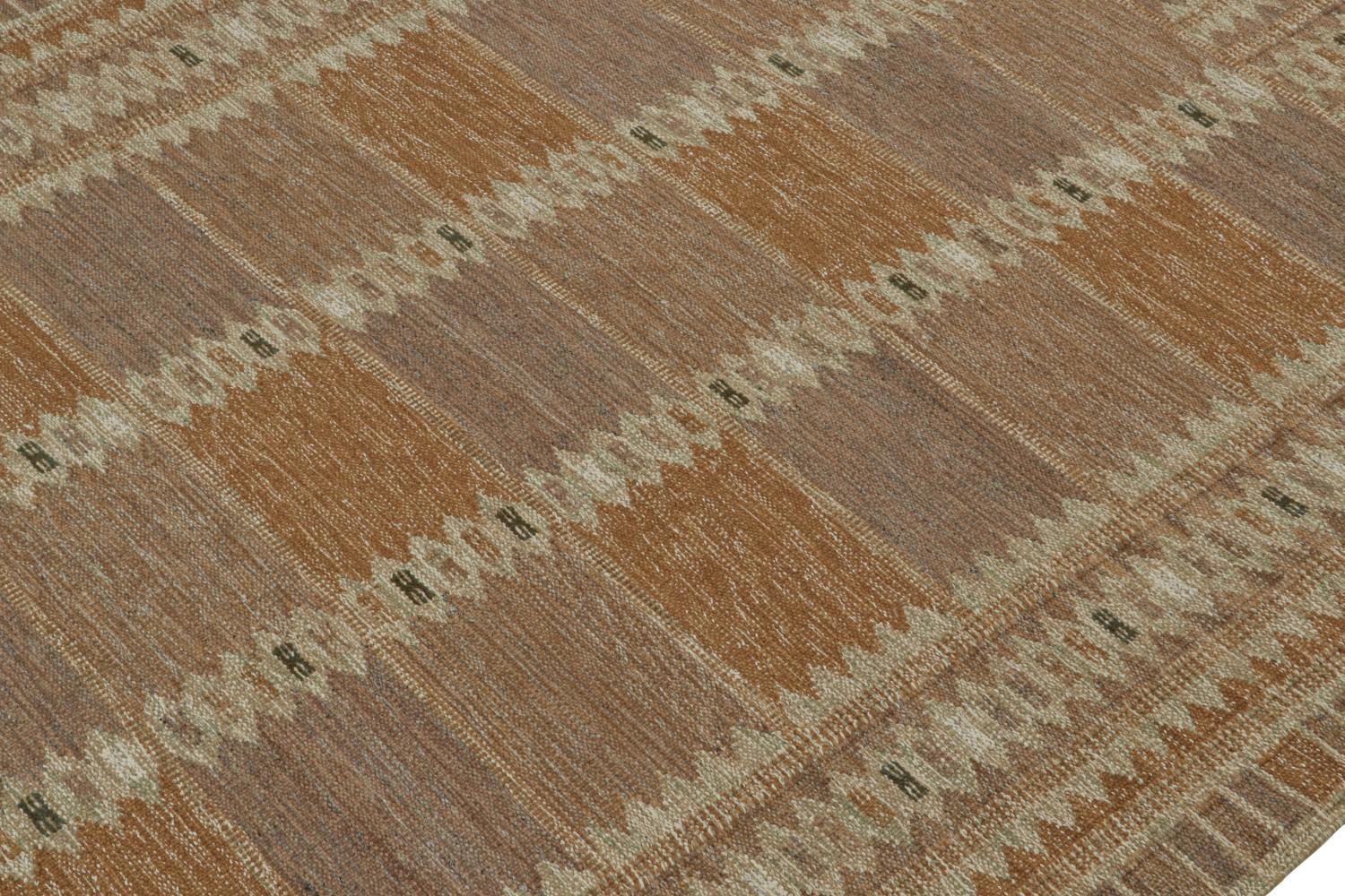 Scandinavian Rug with Beige-Brown Geometric Patterns