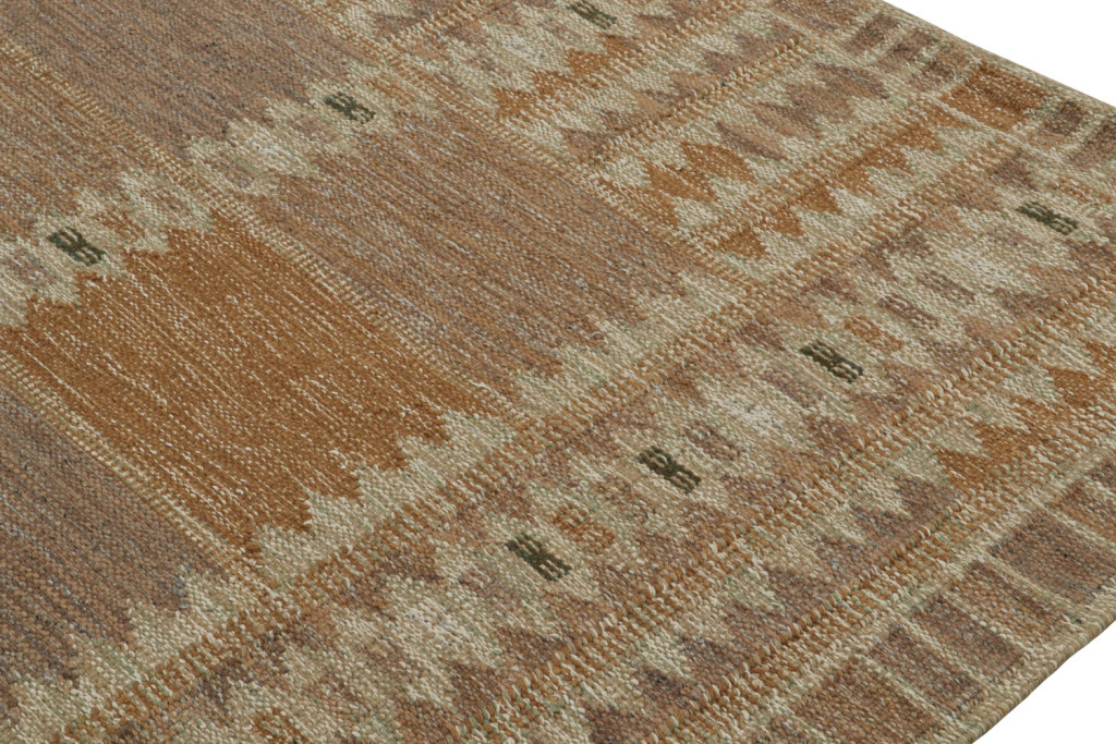 Scandinavian Rug with Beige-Brown Geometric Patterns