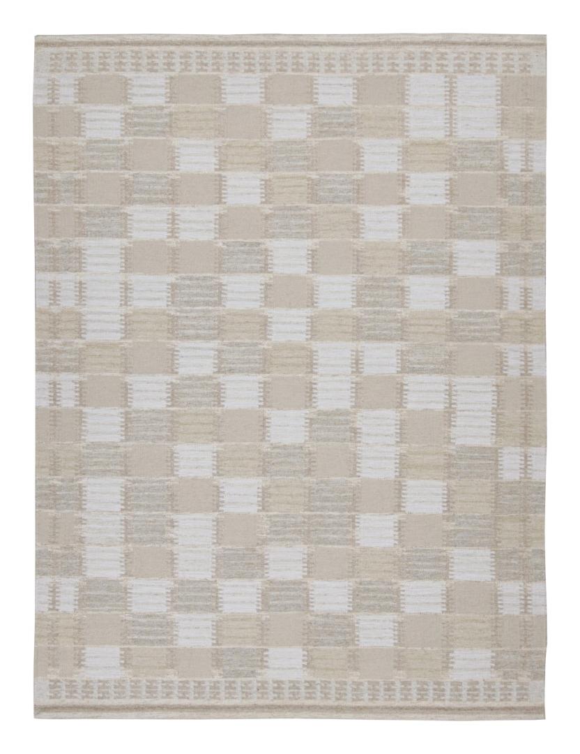 Flatweave Scandinavian Rug in Beige Geometric Patterns