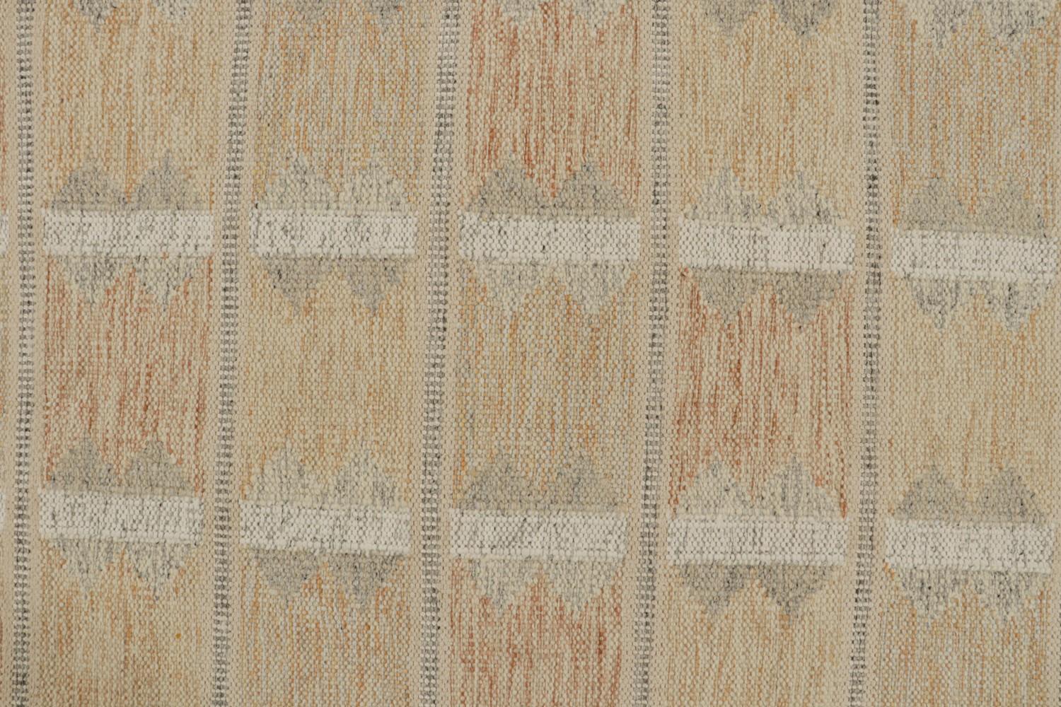 Scandinavian Kilim in Beige with Geometric Patterns