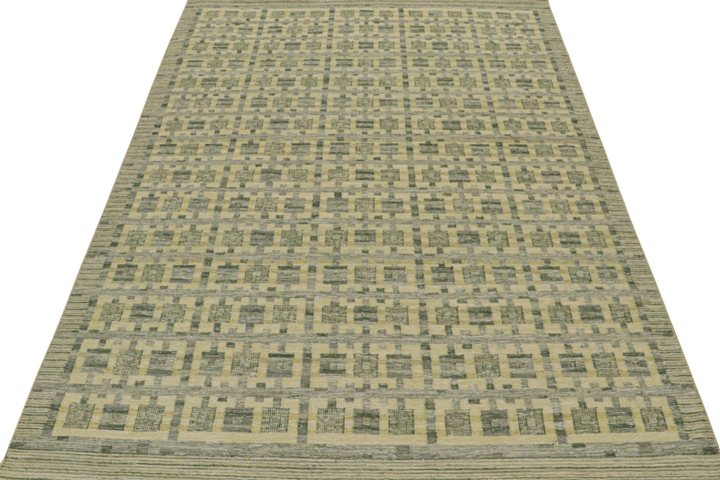 Flatweave Scandinavian Rug in Green Geometric Patterns