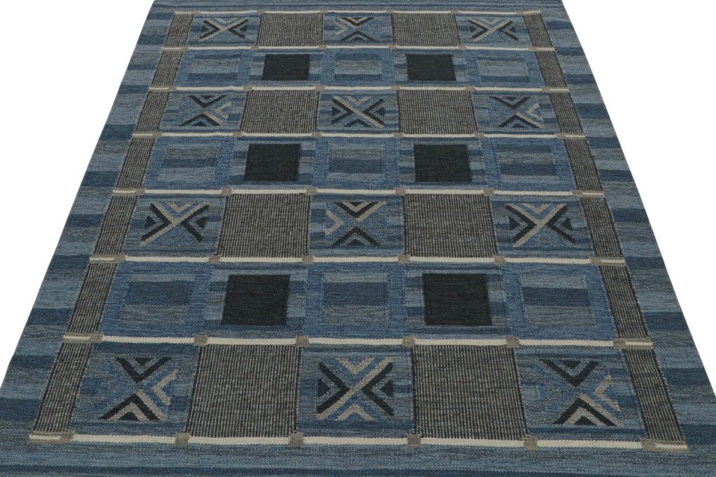 Blue Scandinavian Kilim Rug Geometric Pattern