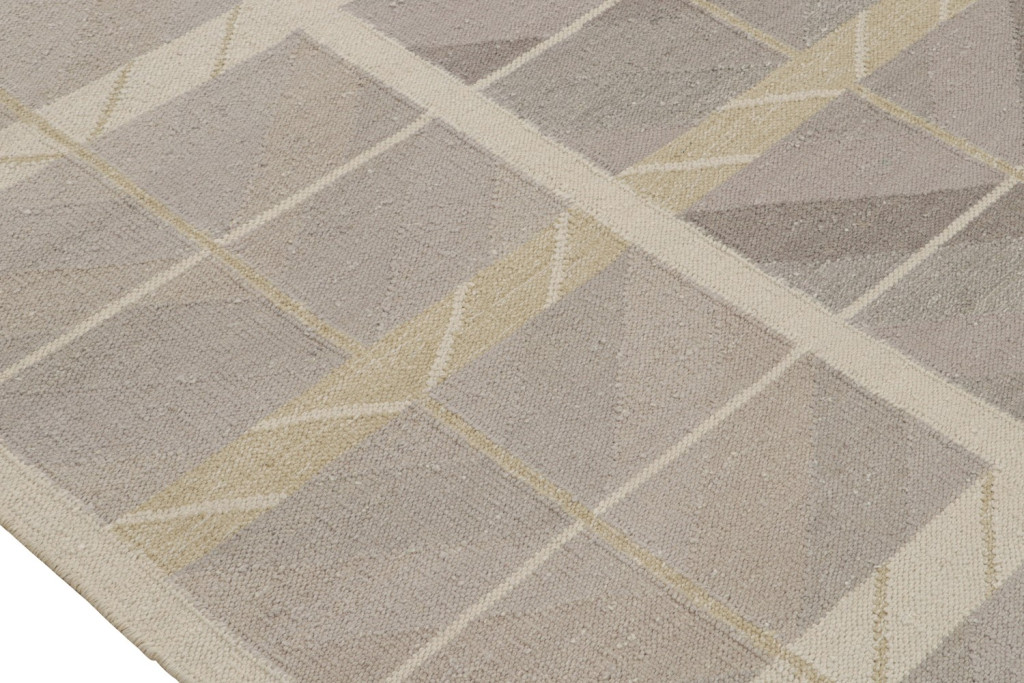 Taupe Scandinavian Kilim Rug