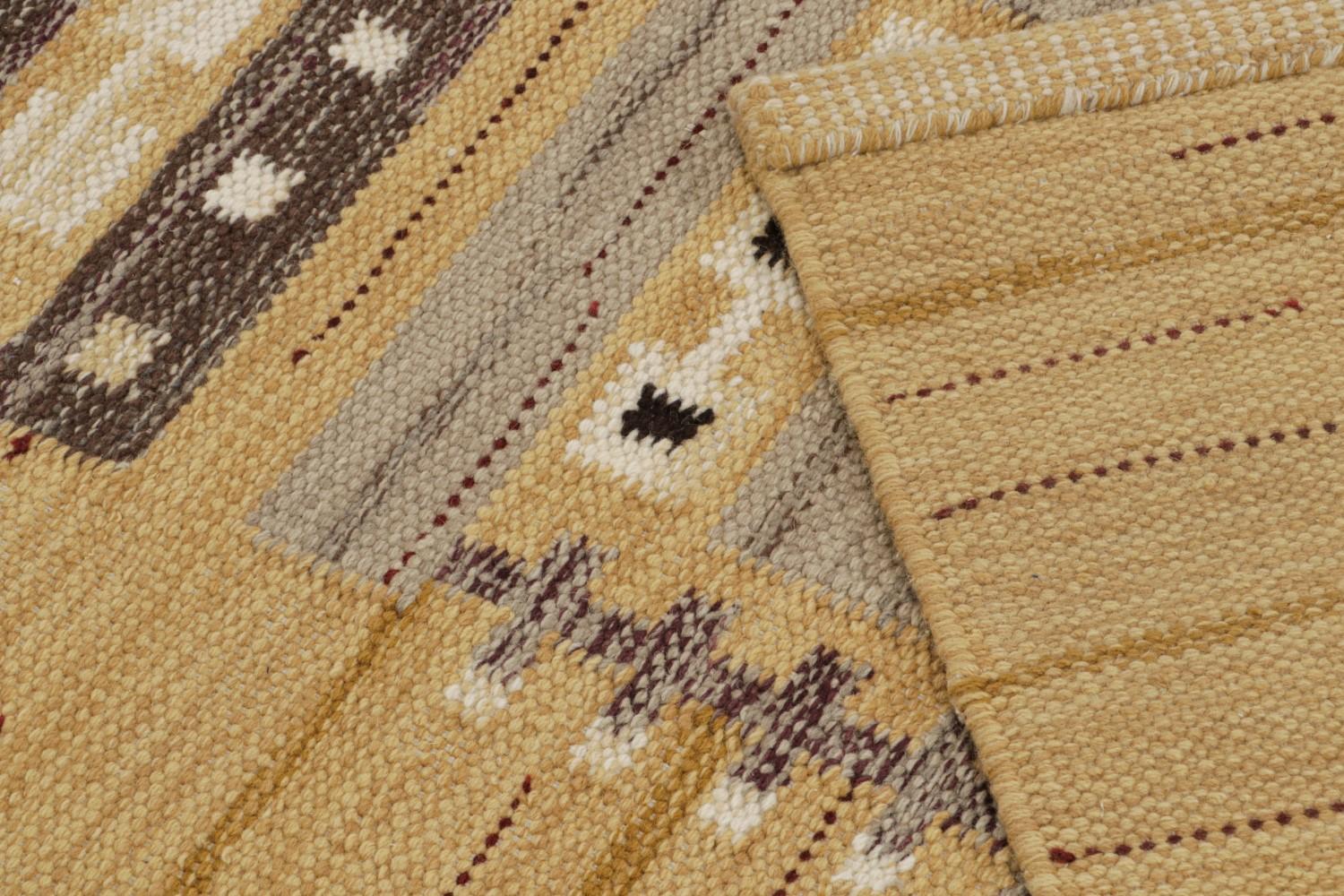 Scandinavian Kilim Rug in Gold with Geometric Pattern