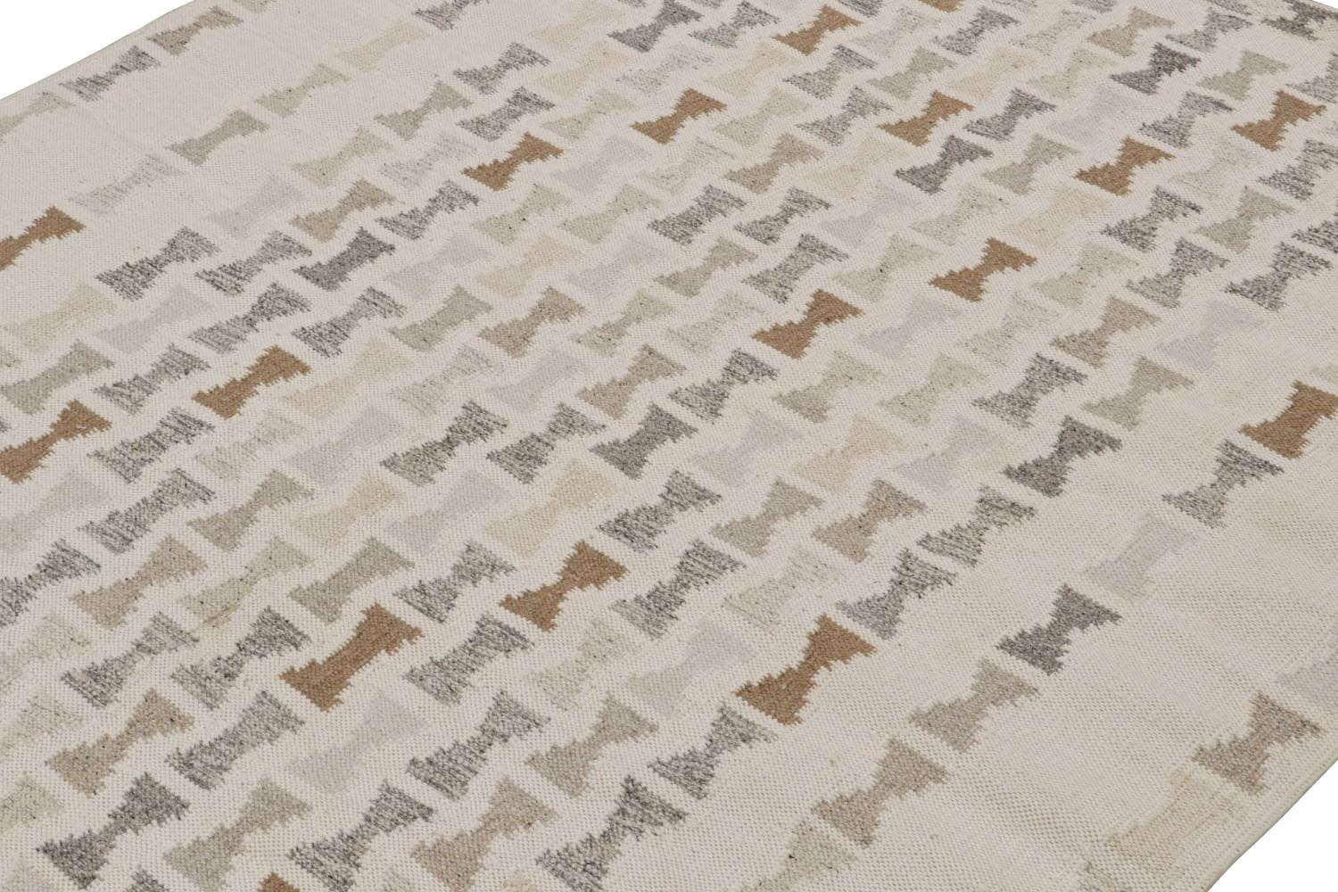 Scandinavian Kilim Rug in Off-White