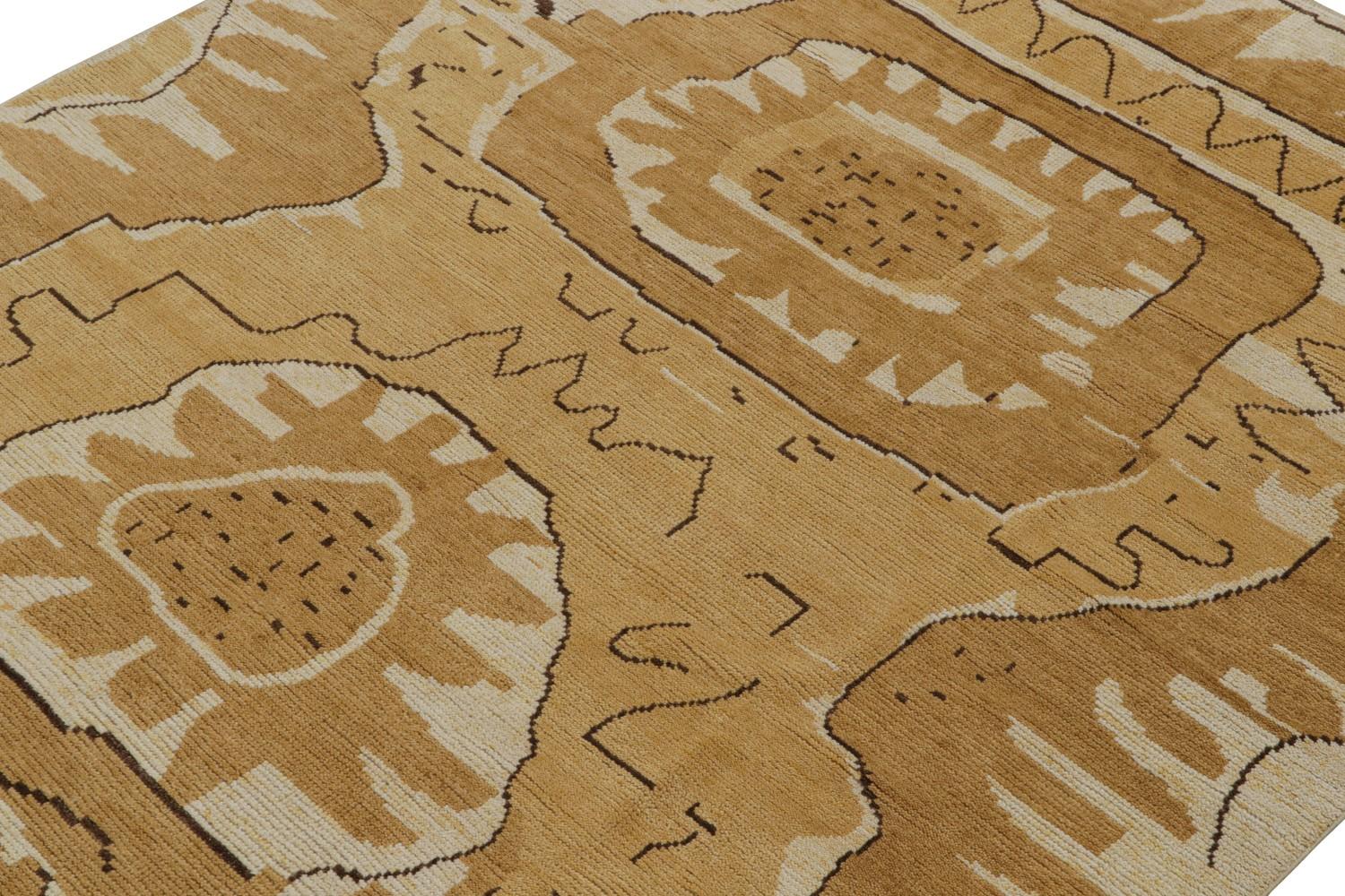 Rya Scandinavian Rug with Gold Geometric Patterns