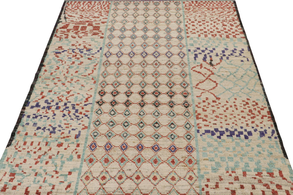 Moroccan Rug with vibrant Geometric Patterns