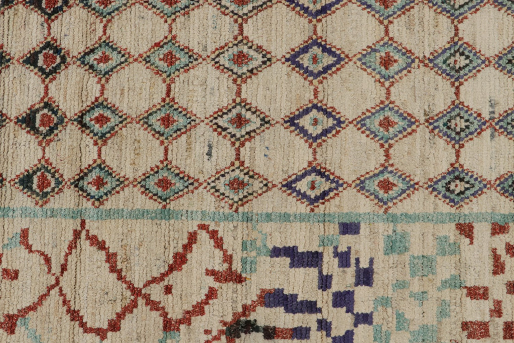 Moroccan Rug with vibrant Geometric Patterns
