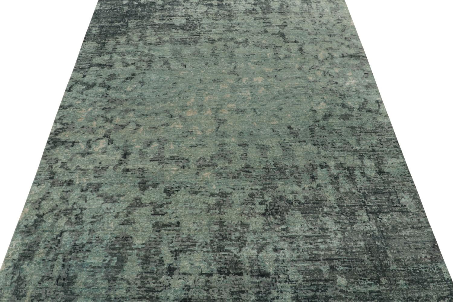 Modern Abstract Rug in Green