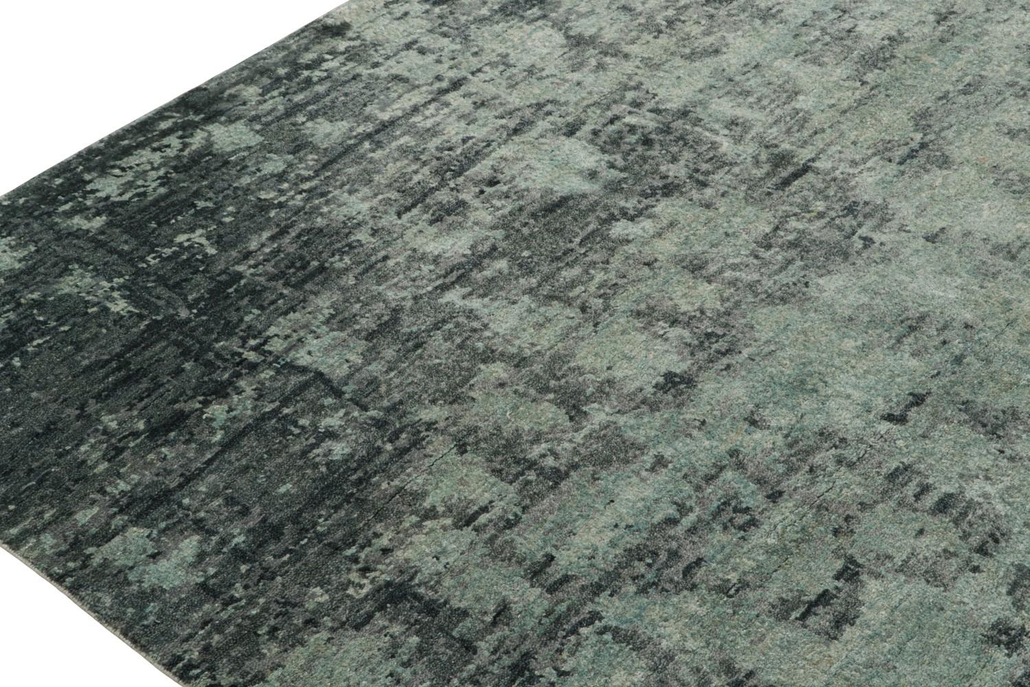 Modern Abstract Rug in Green