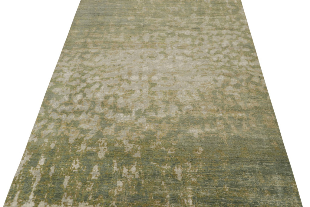 Modern Abstract Rug in Green