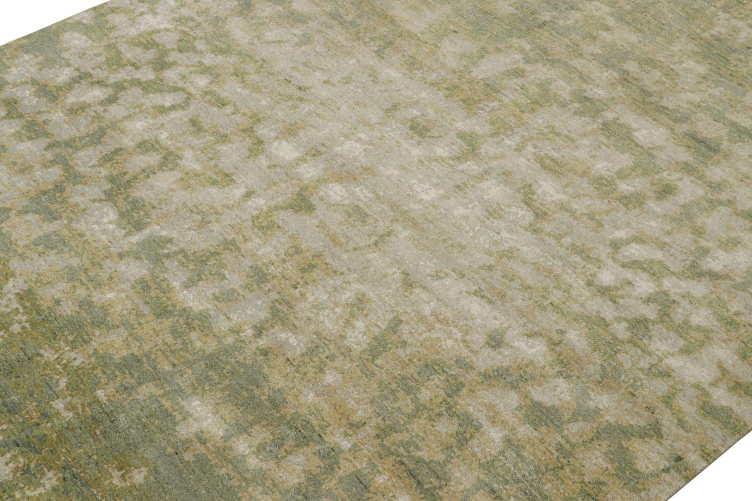 Modern Abstract Rug in Green