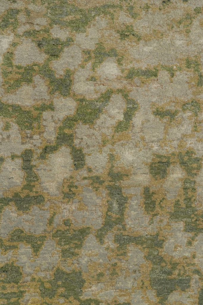 Modern Abstract Rug in Green