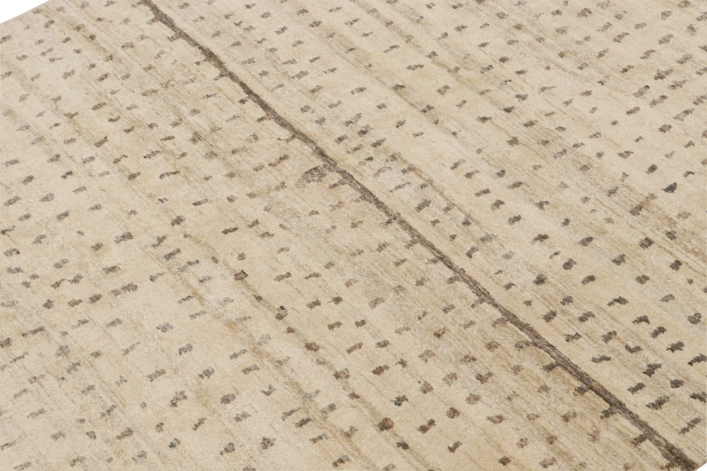 Beige Modern Rug with Abstract Dots Pattern