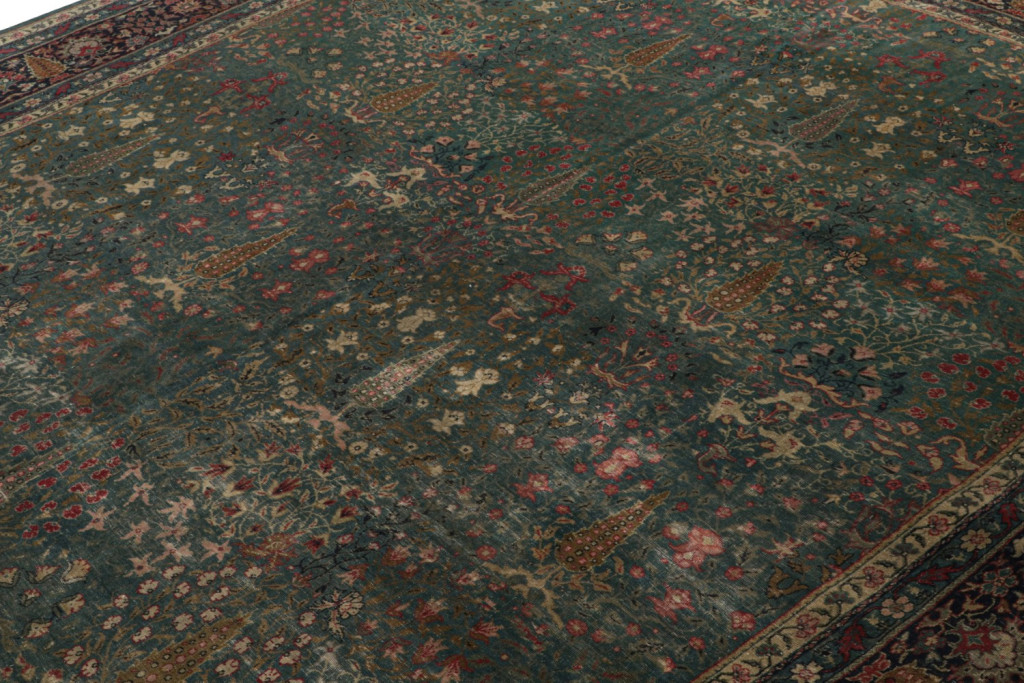 Antique Sivas Rug