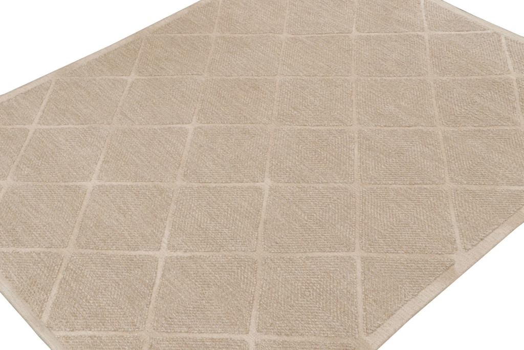 Custom Scandinavian Kilim Rug Beige Geometric