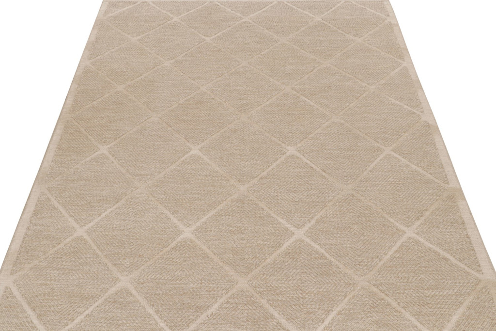 Custom Scandinavian Kilim Rug Beige Geometric