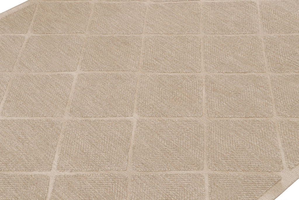 Custom Scandinavian Kilim Rug Beige Geometric