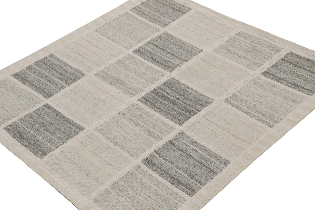 Gray Scandinavian Kilim Square Rug